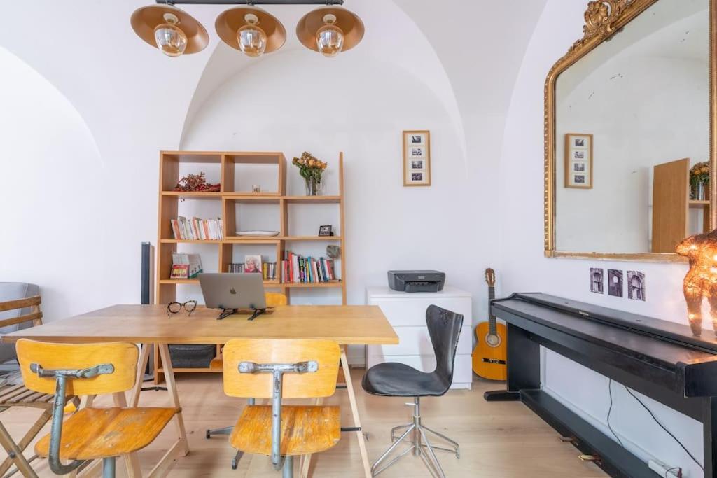 Appartement Grand Duplex Montmartre à Paris Extérieur photo